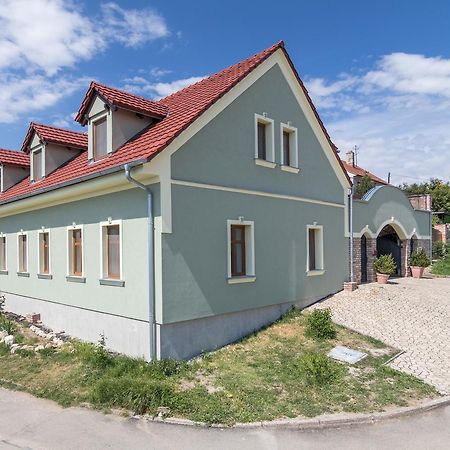 Apartmany Fojtova Studna Sedlec  Exterior photo